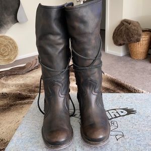 FREEBIRD by Steven - Diamond boots, size 8
